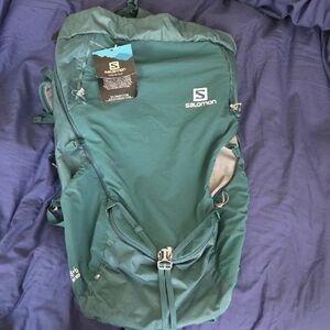 Salomon Men’s Green Hiking Backpack